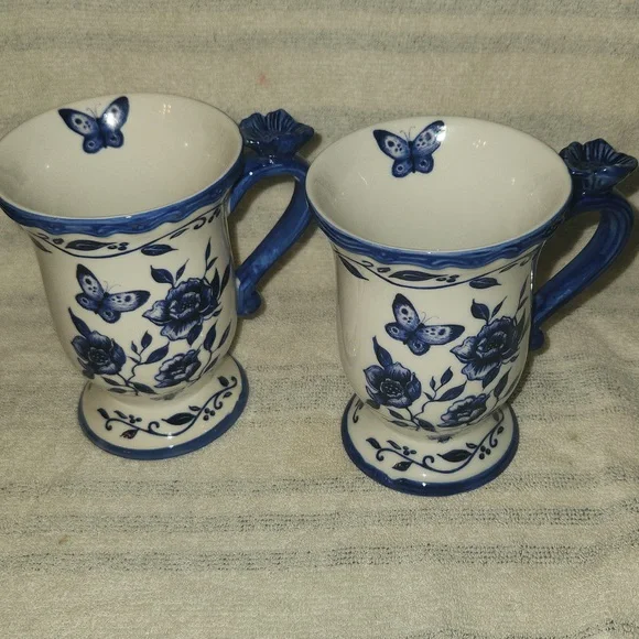 Cracker Barrell Susan Winget Blue Bliss Set Of 2 Coffee Mugs -Rare- - Picture 1 of 5